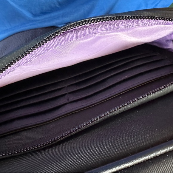 Arden Cove Black Crissy Crossbody - Picture 4 of 8